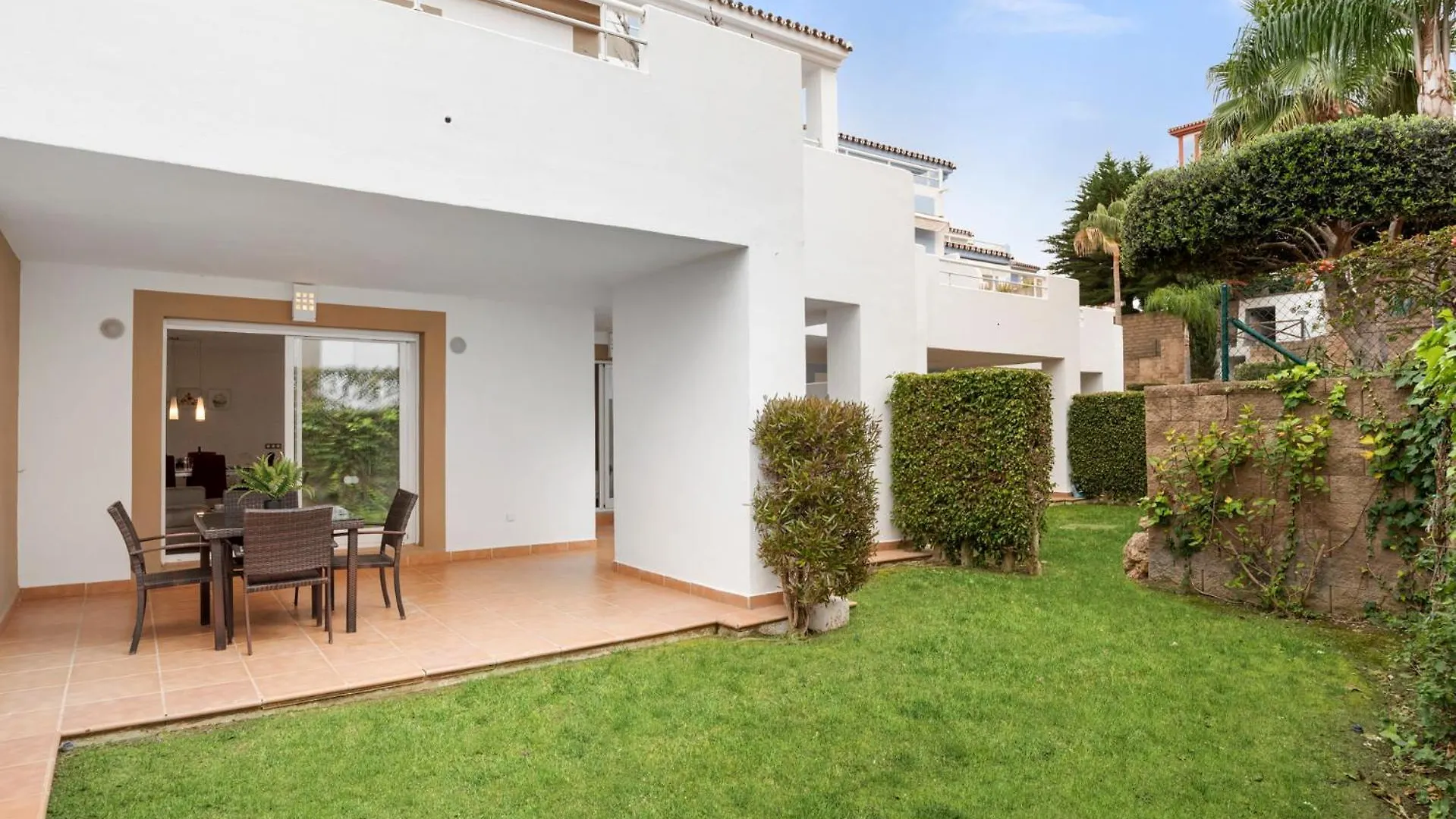 Cortijo Del Mar Resort 2 Bed Apartment Sleeps Up To 5 埃斯特波纳