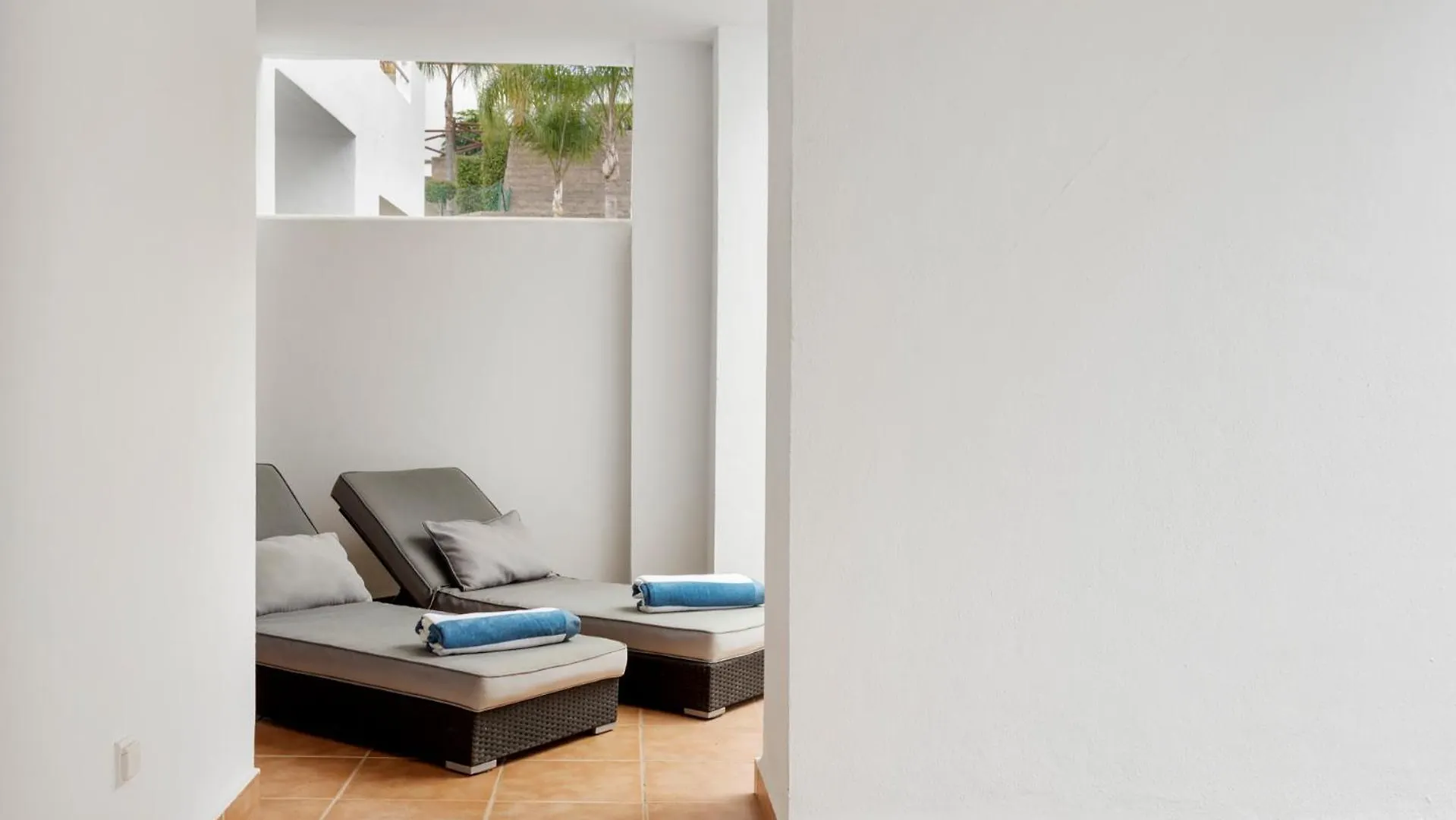 Cortijo Del Mar Resort 2 Bed Apartment Sleeps Up To 5 埃斯特波纳 0*,  西班牙